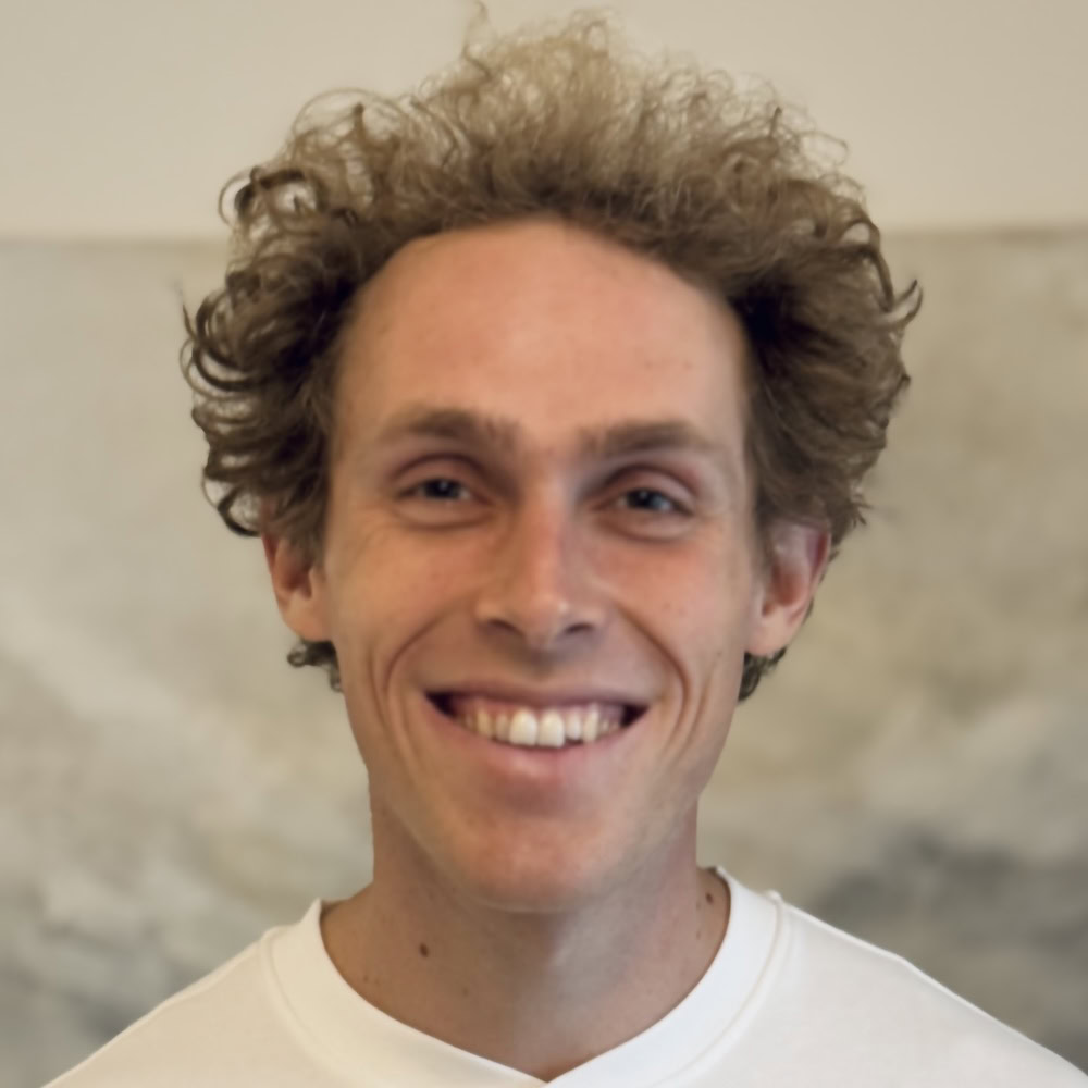 Portraitfoto von Paul Böhm unserem Physiotherapeuten