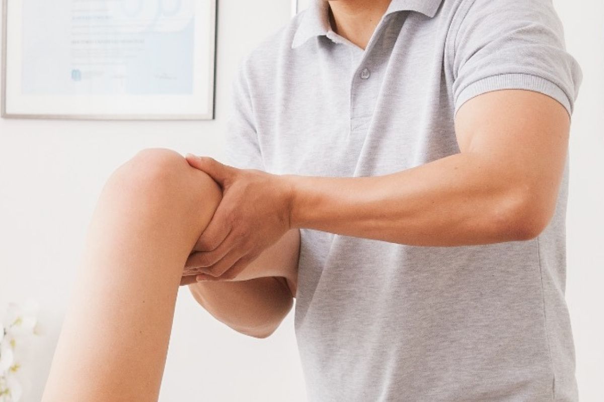 Physiotherapie in Wien 2 – persönlich begleitet im Nordbahnviertel Physiotherapeutische Behandlung bei Knieschmerzen in Wien 1020