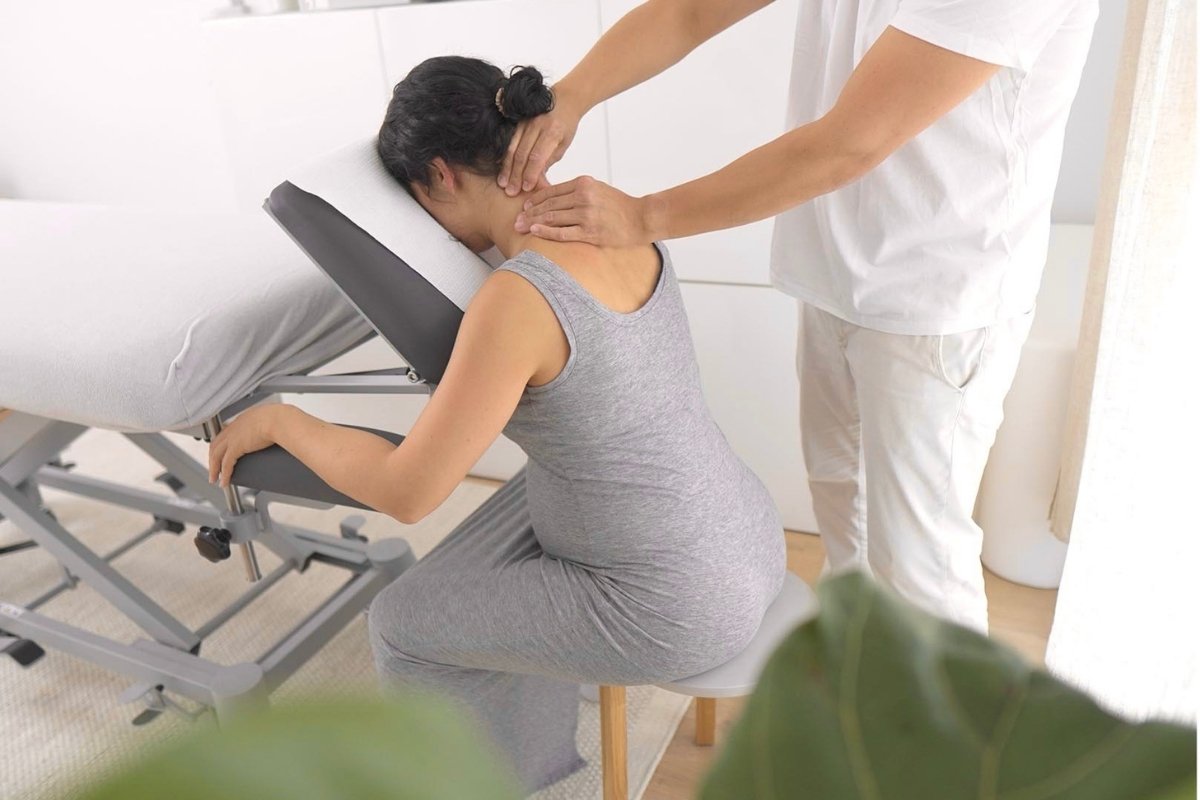Heilmassage in 1020 Wien - spürbar mehr Wohlbefinden Schwangerschaftsmassage zur Entlastung von Nacken und Rücken in unserer Praxis im 2. Bezirk in Wien